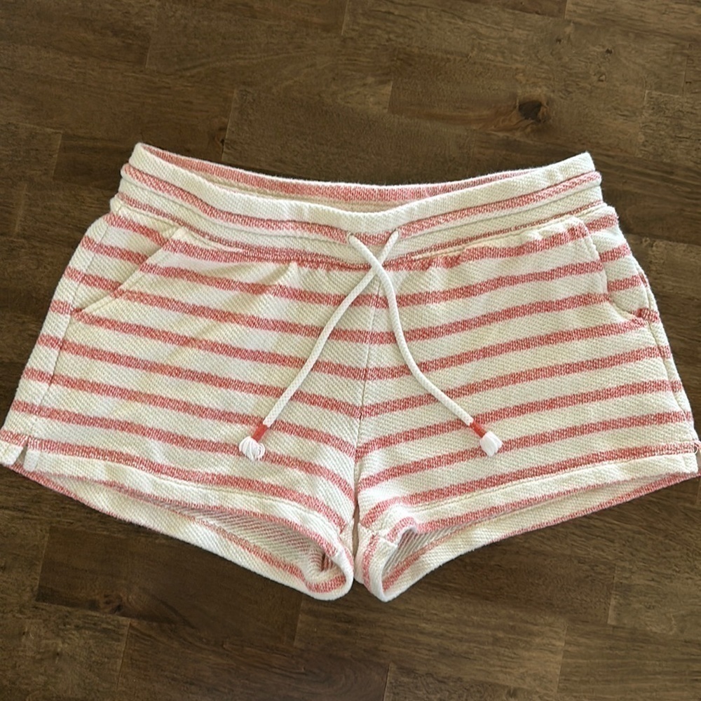 Lot of beachy shorts, preloved-gently used condition - Picture 2 of 7